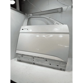 2018-2022 VOLKSWAGEN ATLAS FRONT RIGHT PASSENGER SIDE DOOR SHELL *0Q0Q*  OEM