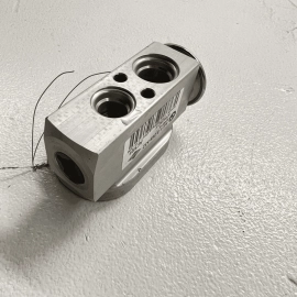 17-20 BMW M240XI F23 HEATER AIR CONDITIONING EVAPORATOR EXPANSION VALVE OEM