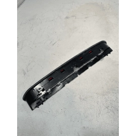2018-2023 VOLKSWAGEN OEM ATLAS REAR 3RD THIRD HIGH MOUNT BRAKE STOP LIGHT LAMP