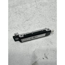 18-24 VOLKSWAGEN ATLAS PASSENGER SIDE ANTENNA AMP AMPLIFIER  BOOSTER MODULE OEM