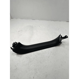 2018-2024 VOLKSWAGEN ATLAS  LIFTGATE PASSENGER SIDE UPPER TRIM COVER PANEL OEM