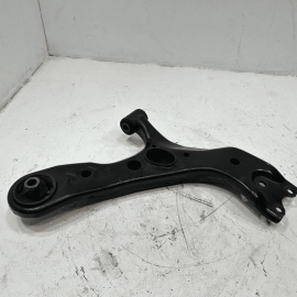 LEXUS NX300 2018-2021 NX300H FRONT RIGHT PASSENGER SIDE LOWER CONTROL ARM OEM LEXUS NX300 2018-2021 NX300H FRONT RIGHT PASSENGER SIDE LOWER CONTROL ARM OEM