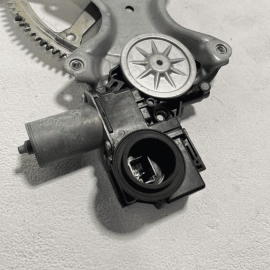 LEXUS NX300 2018-2021 FRONT PASSENGER SIDE DOOR WINDOW REGULATOR & MOTOR OEM