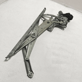 LEXUS NX300 2018-2021 FRONT PASSENGER SIDE DOOR WINDOW REGULATOR & MOTOR OEM
