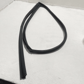 LEXUS NX300 2018-2021 FRONT RIGHT PASSENGER SIDE DOOR GLASS RUN CHANNEL SEAL OEM