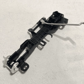 LEXUS NX300 2018-2021 FRONT RIGHT PASSENGER SIDE DOOR HANDLE BRACKET BASE OEM