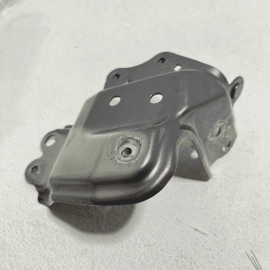 LEXUS NX300 2018-2021 FRONT PASSENGER SIDE FENDER MOUNT SUPPORT BRACKET OEM 1H9