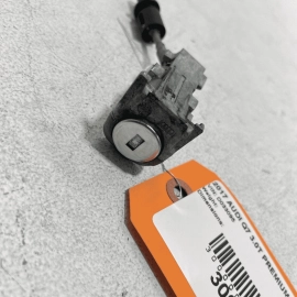 Front Left Driver Side Door Lock Cylinder AUDI Q7 2017-2023 OEM