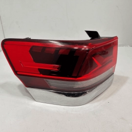 2021- 2024 VOLKSWAGEN ATLAS TAILLIGHT REAR LEFT DRIVER SIDE OUTER LED LAMP OEM