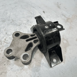2012-2020 Chevrolet Sonic Automatic Transmission Upper Mount Support Bracket OEM