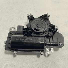 2018-2023 VOLKSWAGEN ATLAS TAILGATE BACK DOOR POWER PULL DOWN MOTOR OEM