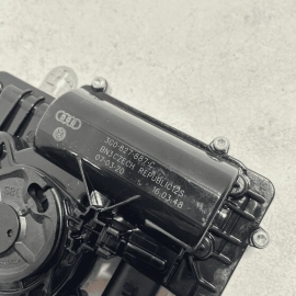 2018-2023 VOLKSWAGEN ATLAS TAILGATE BACK DOOR POWER PULL DOWN MOTOR OEM