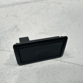 2018-2022 VOLKSWAGEN ATLAS VW INTERIOR LIFTGATE SWITCH TRUNK OPEN BUTTON OEM