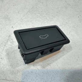 2018-2022 VOLKSWAGEN ATLAS VW INTERIOR LIFTGATE SWITCH TRUNK OPEN BUTTON OEM