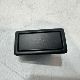 2018-2022 VOLKSWAGEN ATLAS VW INTERIOR LIFTGATE SWITCH TRUNK OPEN BUTTON OEM
