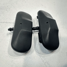 18-24 VOLKSWAGEN ATLAS TIGUAN WINDSHIELD FRONT WASHER NOZZLE SPRAYER JET SET OEM