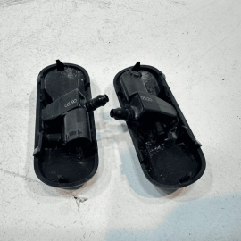 18-24 VOLKSWAGEN ATLAS TIGUAN WINDSHIELD FRONT WASHER NOZZLE SPRAYER JET SET OEM