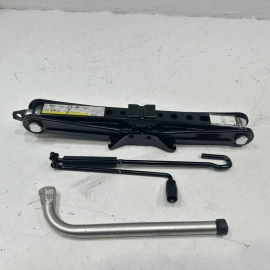 2018-23 VOLKSWAGEN VW ATLAS EMERGENCY SPARE TIRE JACK CRANK LUG TOOL KIT SET OEM
