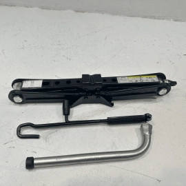 2018-23 VOLKSWAGEN VW ATLAS EMERGENCY SPARE TIRE JACK CRANK LUG TOOL KIT SET OEM