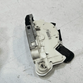 2018-2024 Volkswagen Atlas Front Driver Door Lock Latch Actuator Motor OEM
