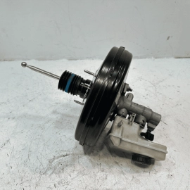 VOLKSWAGEN ATLAS BRAKE BOOSTER & MASTER CYLINDER & RESERVOIR 2018 - 2023 OEM