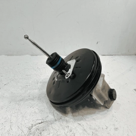 VOLKSWAGEN ATLAS BRAKE BOOSTER & MASTER CYLINDER & RESERVOIR 2018 - 2023 OEM