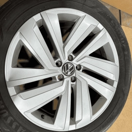 2021-2022 Volkswagen Atlas SEL Wheel Rim 255/50R20 Five Double Spoke Silver OEM