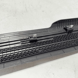 VOLKSWAGEN ATLAS VW FRONT DRIVER DOOR SILL SCUFF PLATE COVER TRIM 2020-2024 OEM VOLKSWAGEN ATLAS VW FRONT DRIVER DOOR SILL SCUFF PLATE COVER TRIM 2020-2024 OEM