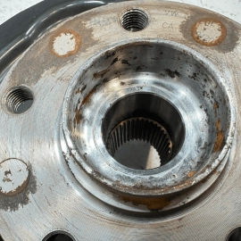 2021 Volkswagen Atlas AWD Rear Driver Side Spindle Knuckle Hub w/Abs Sensor OEM