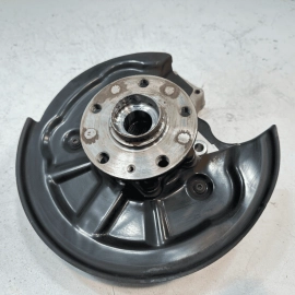 2021 Volkswagen Atlas AWD Rear Driver Side Spindle Knuckle Hub w/Abs Sensor OEM