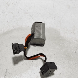 2018-2023 Volkswagen Atlas Center Console Power Inverter Converter OEM