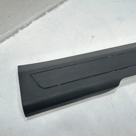 VOLKSWAGEN ATLAS 2018-2024 FRONT PASSENGER DOOR SILL SCUFF KICK PLATE TRIM OEM VOLKSWAGEN ATLAS 2018-2024 FRONT PASSENGER DOOR SILL SCUFF KICK PLATE TRIM OEM