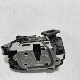 18-2024 VOLKSWAGEN ATLAS FRONT PASSENGER SIDE DOOR LOCK LATCH ACTUATOR MOTOR OEM