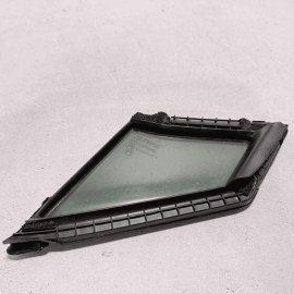 HONDA PASSPORT FRONT PASSENG SIDE DOOR FIXED VENT QUARTER WINDOW GLASS OEM 16-22