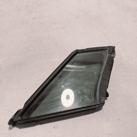 HONDA PASSPORT FRONT PASSENG SIDE DOOR FIXED VENT QUARTER WINDOW GLASS OEM 16-22