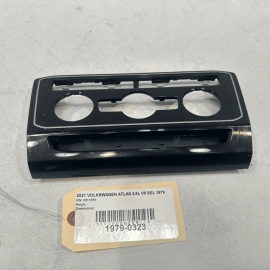 VOLKSWAGEN ATLAS 2018-2023 DASH HEATER CLIMATE CONTROL BEZEL TRIM PANEL OEM