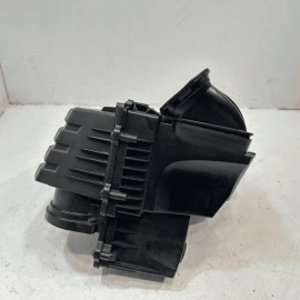 VOLKSWAGEN ATLAS 2018-2023 3.6L ENGINE AIR CLEANER INTAKE FILTER BOX OEM