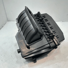 VOLKSWAGEN ATLAS 2018-2023 3.6L ENGINE AIR CLEANER INTAKE FILTER BOX OEM