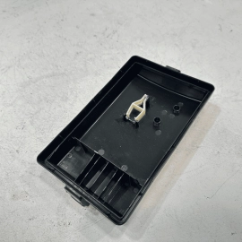VOLKSWAGEN ATLAS 2019-2023 ENGINE COMPARTMENT FUSE RELAY BOX UPPER COVER OEM