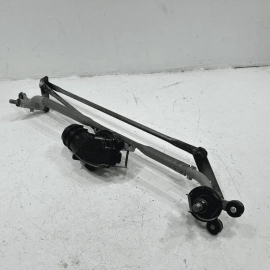 Honda Pilot Front Windshield Wiper Transmission Linkage & Motor OEM  2016-2022 Honda Pilot Front Windshield Wiper Transmission Linkage & Motor OEM  2016-2022