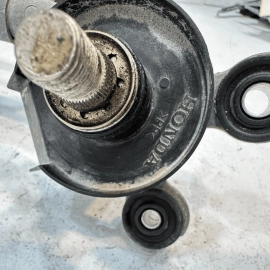 Honda Pilot Front Windshield Wiper Transmission Linkage & Motor OEM  2016-2022 Honda Pilot Front Windshield Wiper Transmission Linkage & Motor OEM  2016-2022