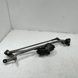 Honda Pilot Front Windshield Wiper Transmission Linkage & Motor OEM  2016-2022 Honda Pilot Front Windshield Wiper Transmission Linkage & Motor OEM  2016-2022