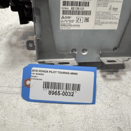2016-2018 Honda Pilot DVD CD Blu-Ray Player Unit OEM