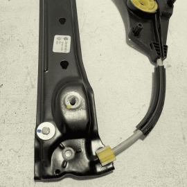 2018-2024 VOLKSWAGEN ATLAS REAR RIGHT PASSENGER SIDE WINDOW REGULATOR OEM