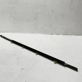 HONDA PILOT REAR LEFT DRIVER SIDE DOOR WINDOW GLASS BELT MOLDING OEM 2016-2022