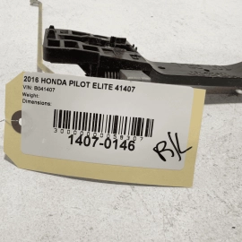 HONDA PILOT REAR LEFT DRIVER SIDE EXTERIOR DOOR HANDLE BASE BRACKET OEM 16-2022