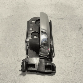 HONDA PILOT FRONT OR REAR LEFT DRIVER SIDE INTERIOR DOOR INNER HANDLE OEM  16-22