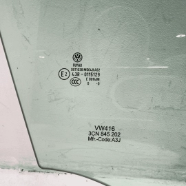 2018-2023 Volkswagen Atlas SEL Front Right Passenger Side Door Window Glass OEM