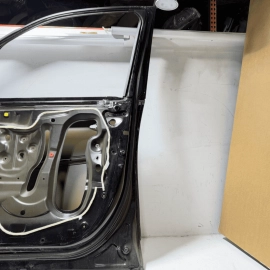 Honda Pilot Passport Front Right Passenger Door Shell 2016-2022 OEM NH731P BLACK