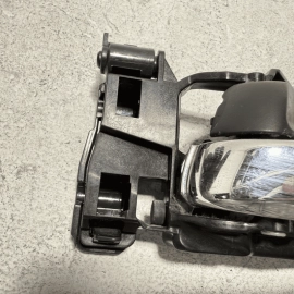 HONDA PILOT FRONT OR REAR DRIVER SIDE INTERIOR DOOR HANDLE INNER OEM 2016 - 2022